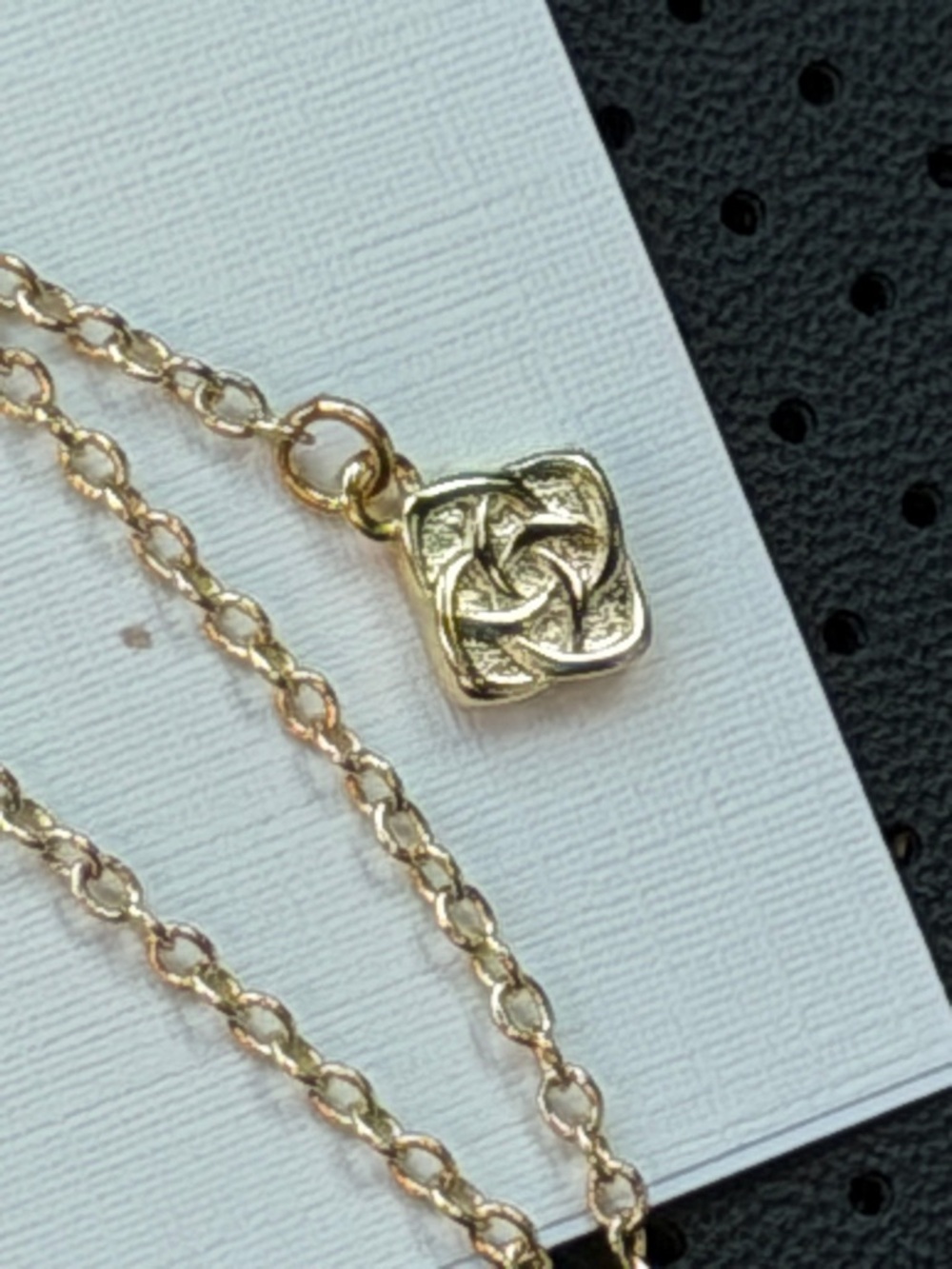 Kendra Scott Gold Crystal Starburst Necklace - Picture 4 of 4